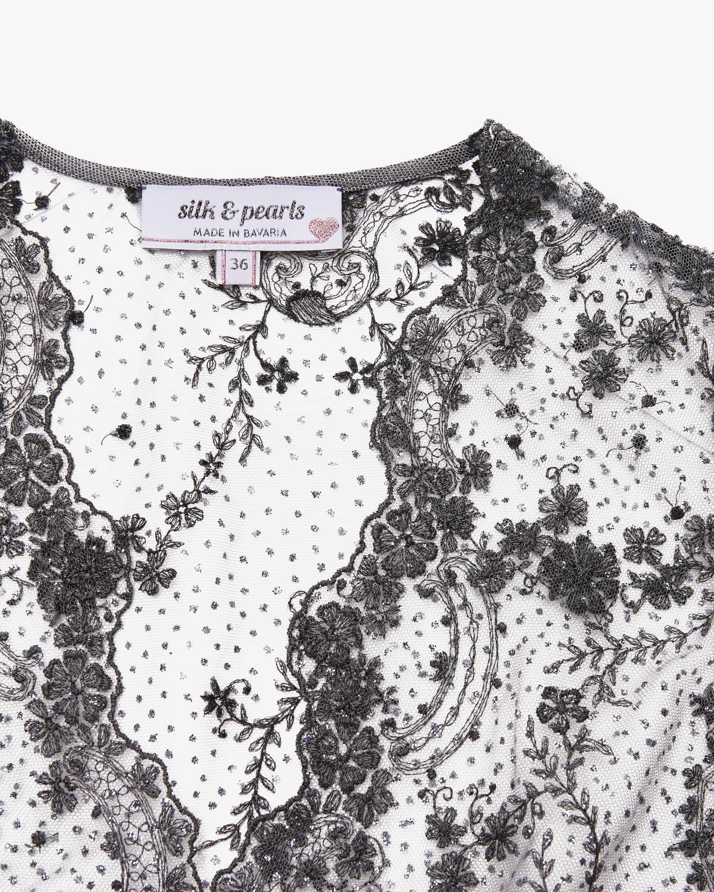 Dirndlbluse Transparent