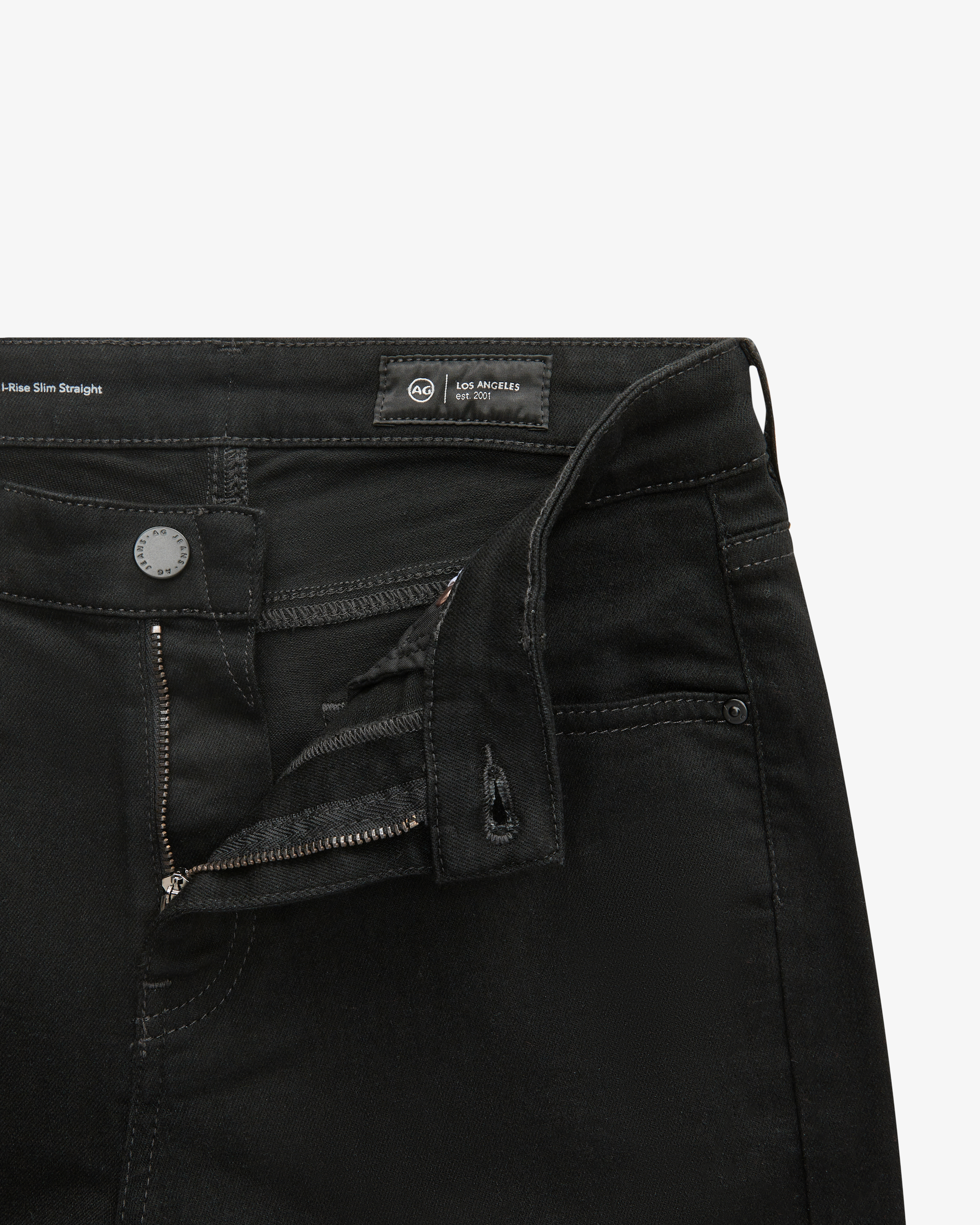 Mari Jeans Mid-Rise Slim Straight 
