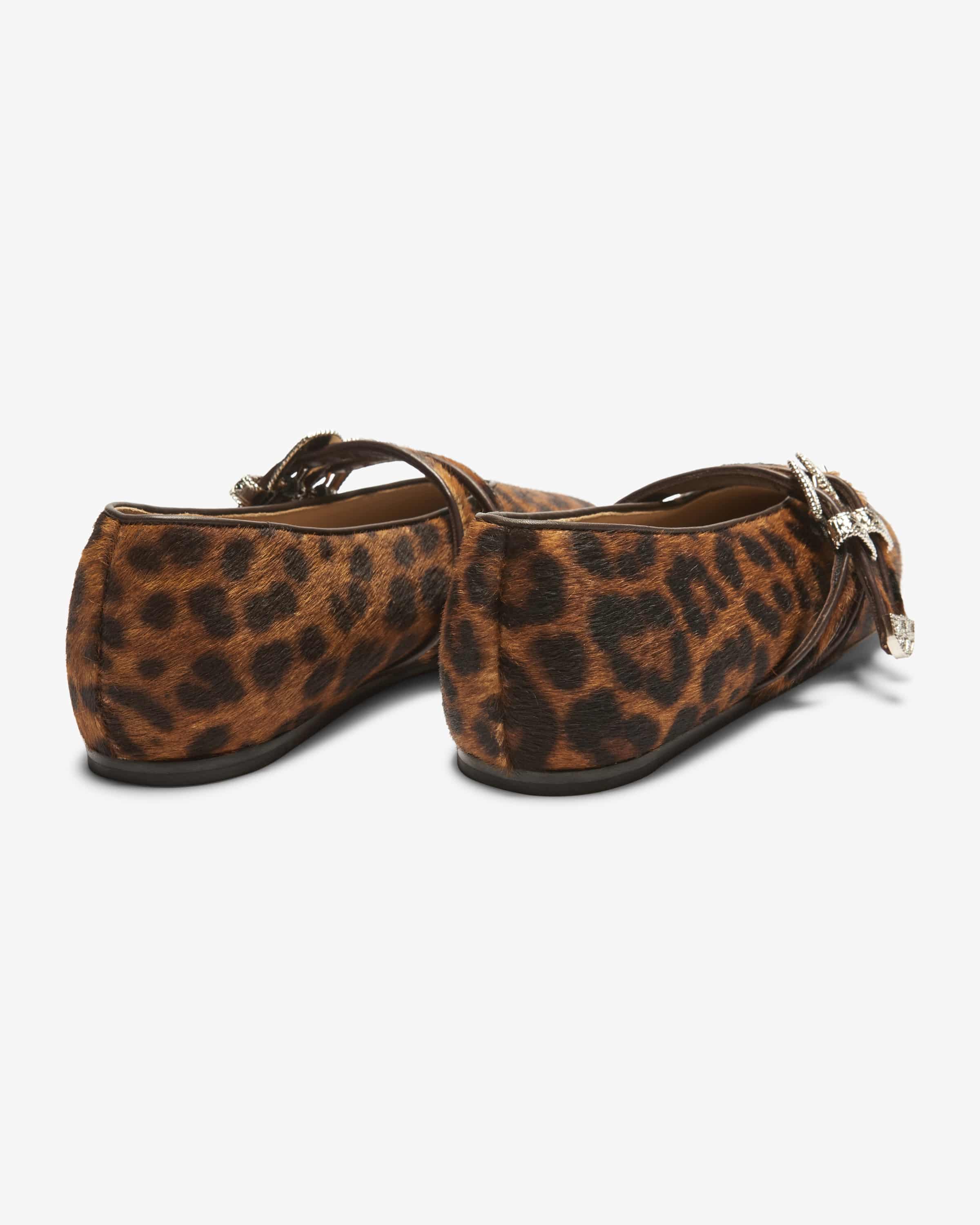 Claudia Slipper Ballerinas 
