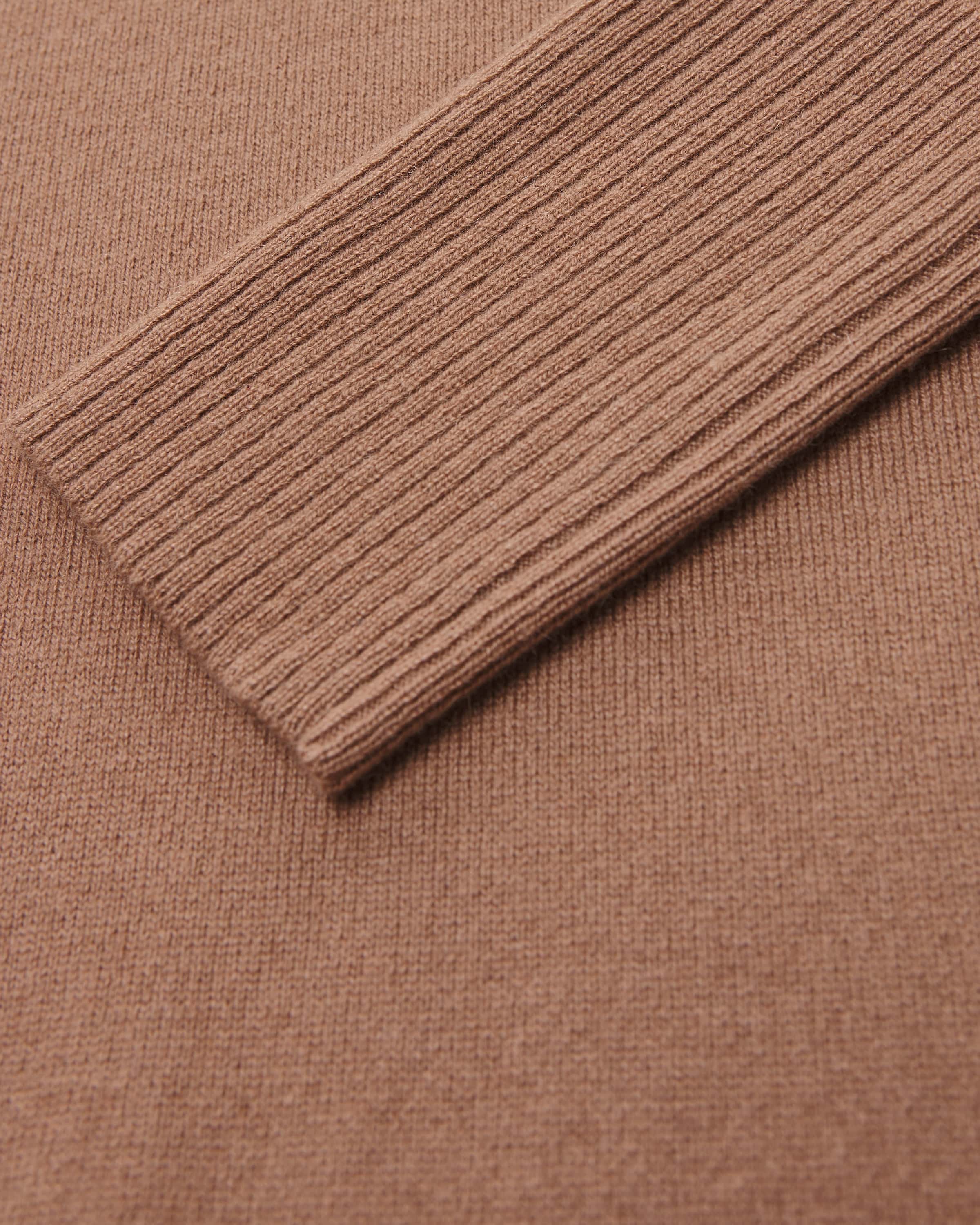 Cashmere-Strickkleid 