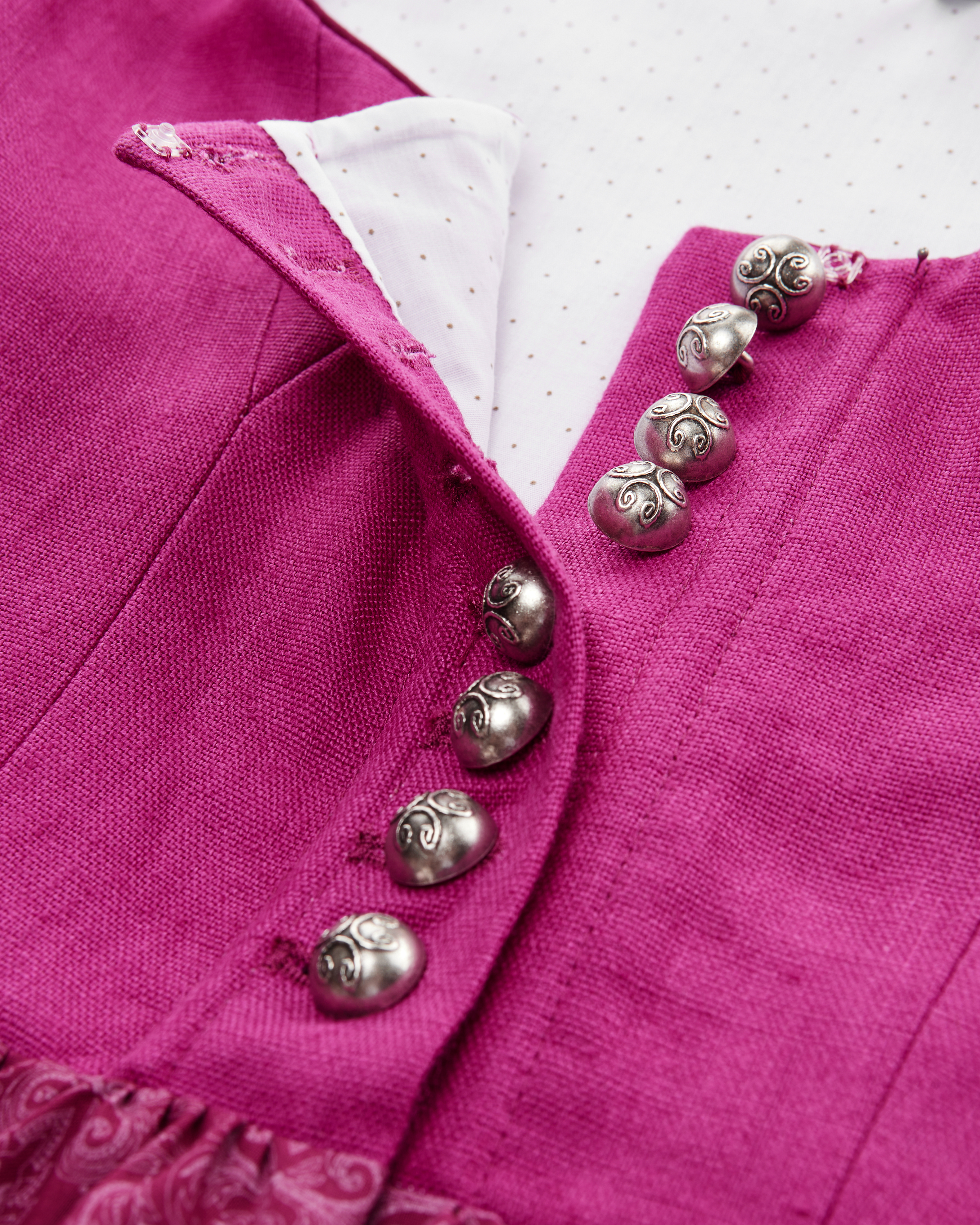 Midi-Dirndl mit Schürze