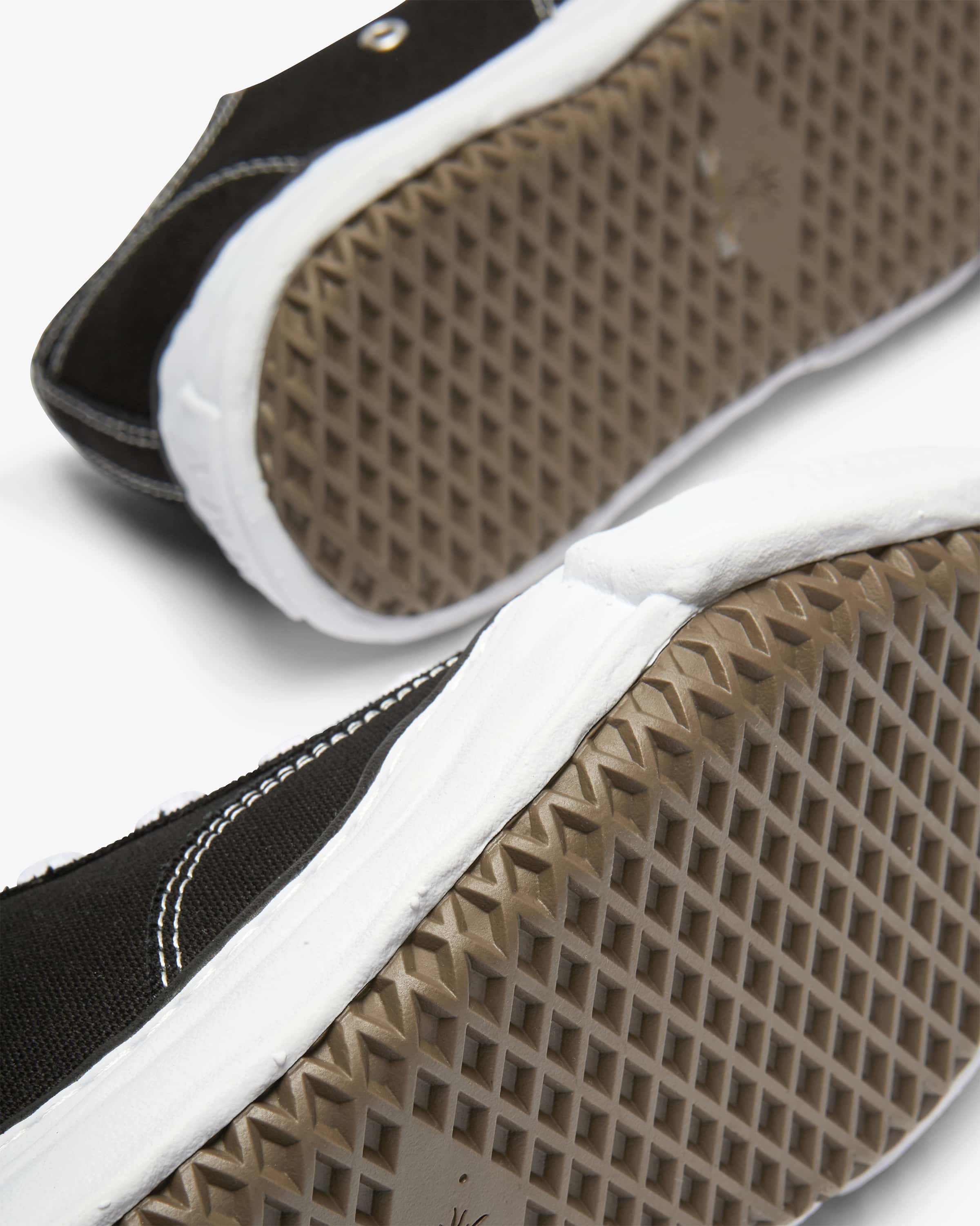 Peterson Sneaker